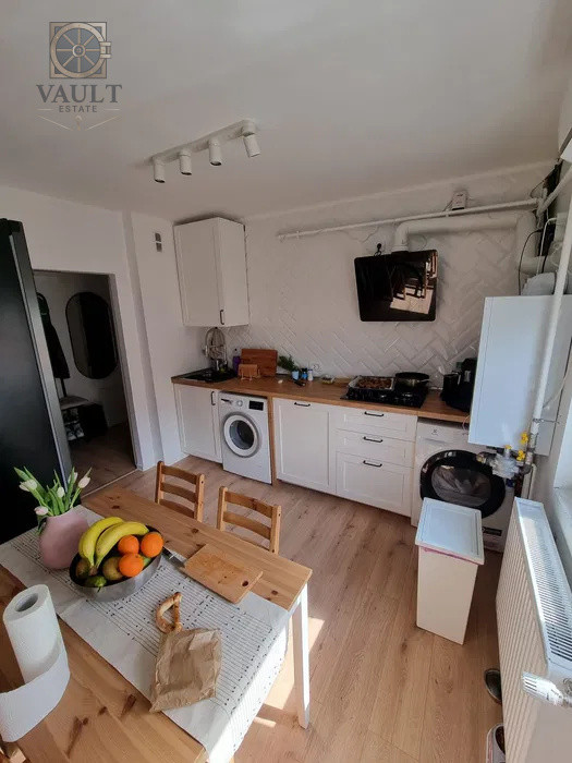 Apartament 4 camere - metrou Timpuri Noi