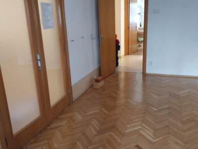 Apartament 4 camere - 5 minute metrou Piata Muncii