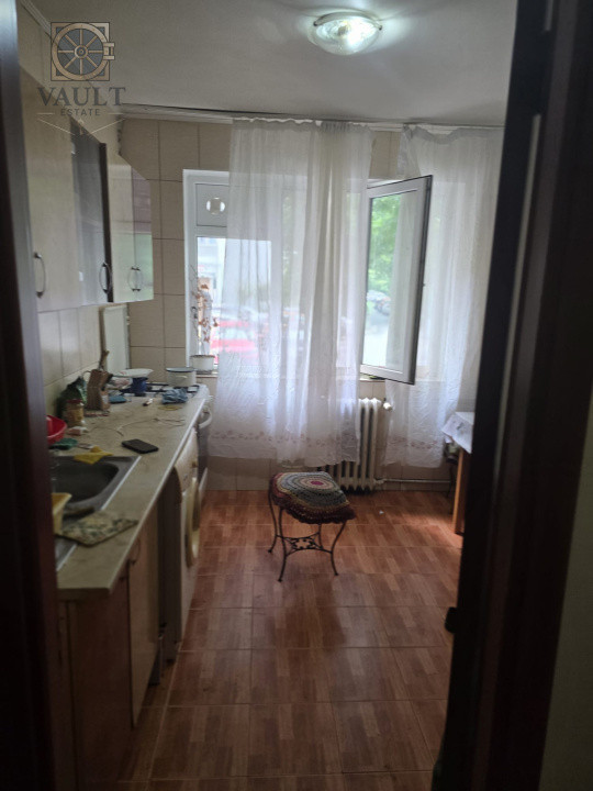 Apartament 3 camere -2 minute de mers pana la metrou Dristor