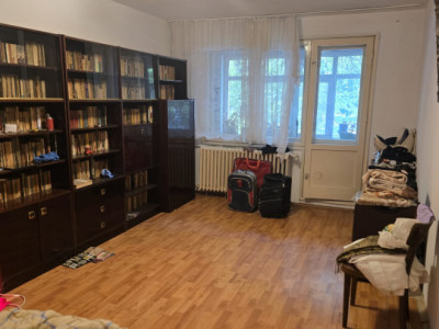 Apartament 3 camere -2 minute de mers pana la metrou Dristor