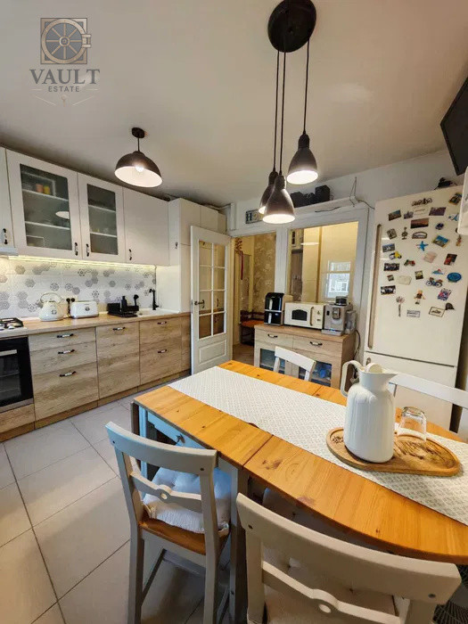 Apartament 2 camere - CENTRALA PROPRIE - zona TINERETULUI 