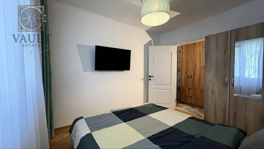 Apartament 3 camere - CENTRALA PROPRIE - zona ALEXANDRU OBREGIA 