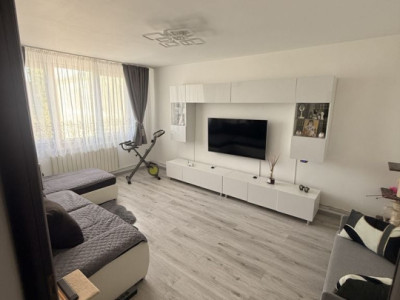 Apartament 4 camere - DECOAMDANT - zona BRANCOVEANU 