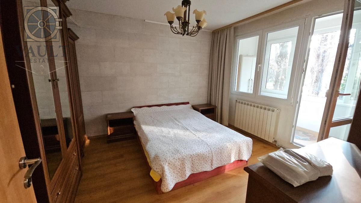Apartament 3 camere - CENTRALA PROPRIE - zona BRANCOVEANU /HUEDIN