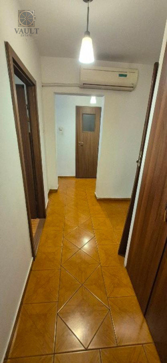 Apartament 3 camere - bloc 1984 - Titan