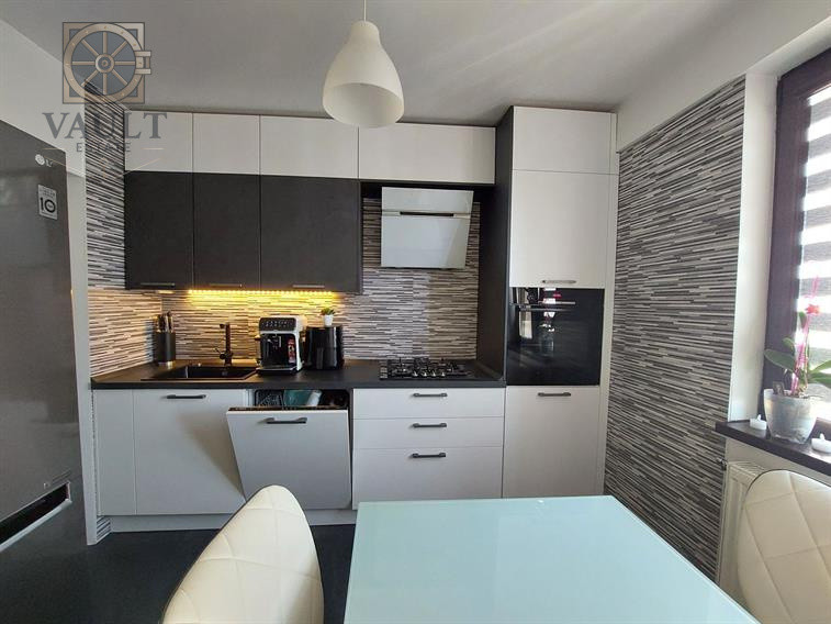 Apartament 3 camere - 3 minute de mers pana la metrou 1 Decembrie 1918 
