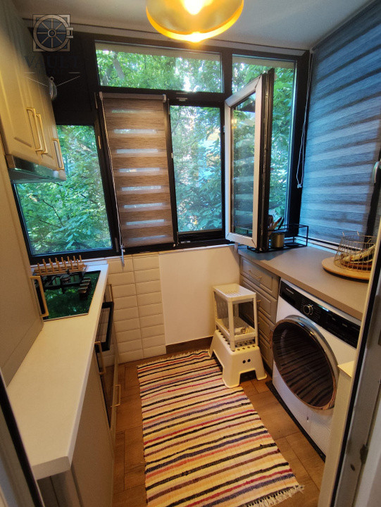 APARTAMENT 3 CAMERE-CENTRALA-2 BAI-PARCARE-MOBILAT-MARGEANULUI-BARNOVA 