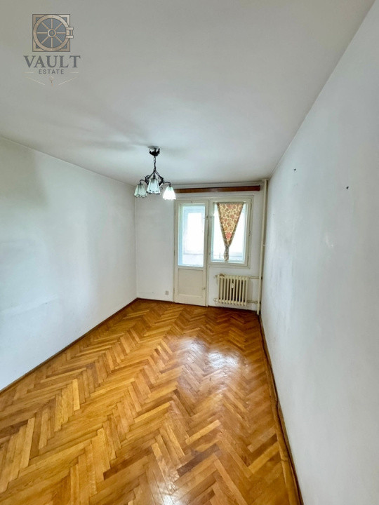 Apartament 3 camere - BLOC ANVELOPAT - zona ALEXANDRU OBREGIA 