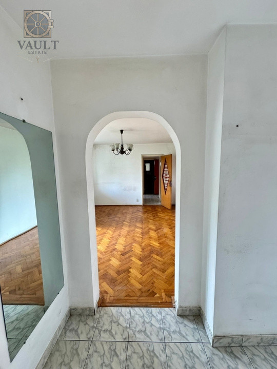 Apartament 3 camere - BLOC ANVELOPAT - zona ALEXANDRU OBREGIA 