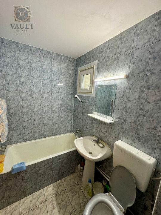 Apartament 3 camere - BLOC ANVELOPAT - zona ALEXANDRU OBREGIA 