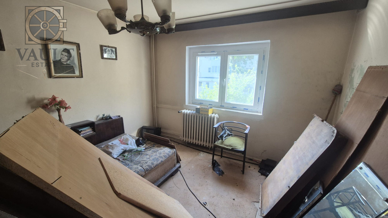 3 Camere 2 bai - Decomandat - De renovat - Maior Bacila - Colentina 