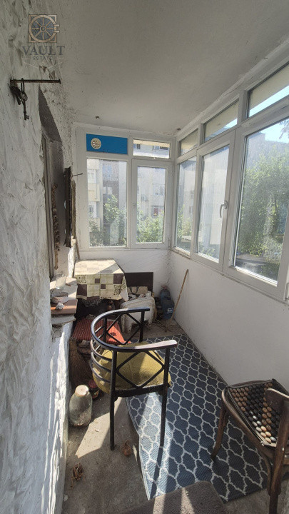 3 Camere 2 bai - Decomandat - De renovat - Maior Bacila - Colentina 