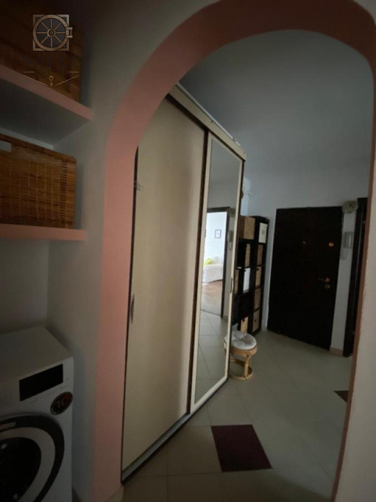 Apartament 2 camere - DECOMANDAT - zona APARATORII PATRIEI