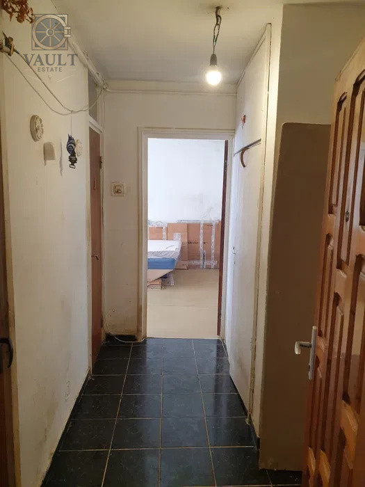 Garsoniera - DECOMANDATA - BRANCOVEANU - SECUILOR 