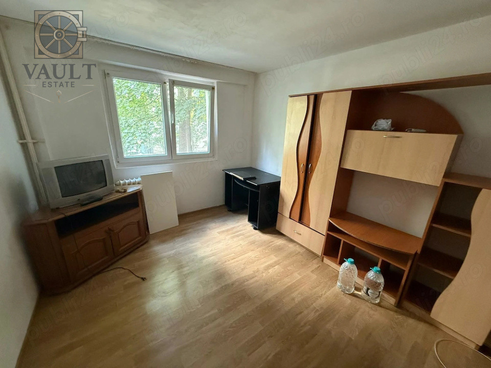 2 camere - DECOMANDAT - etaj 1 - Liceul Lucian Blaga - Pantelimon