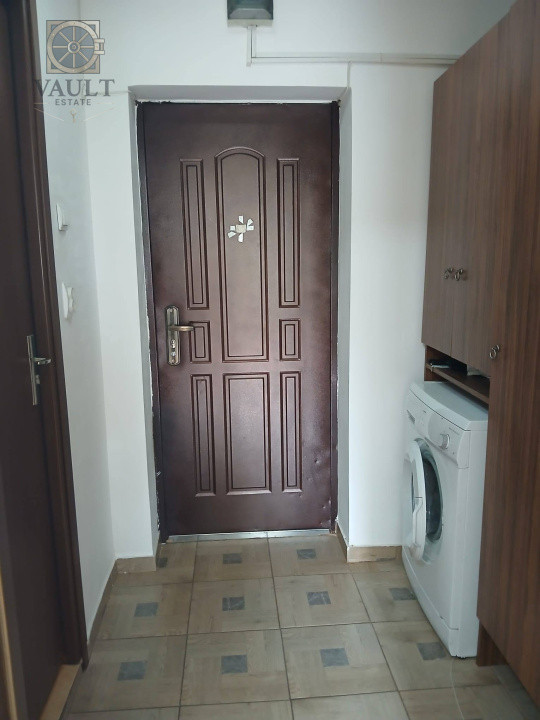 2 camere - DECOMANDAT - etaj 1 - Liceul Lucian Blaga - Pantelimon