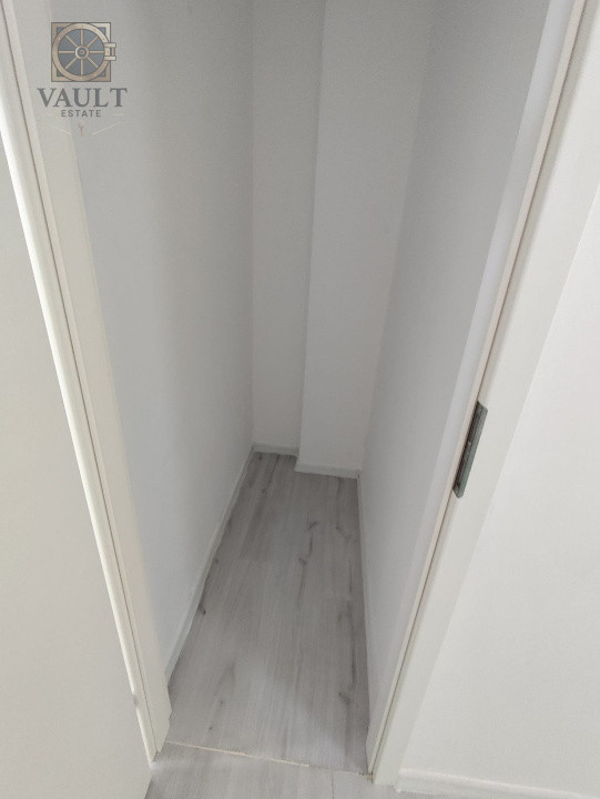 APARTAMENT 2 CAMERE-RAHOVA-DECOMANDAT-ETAJ 2/8