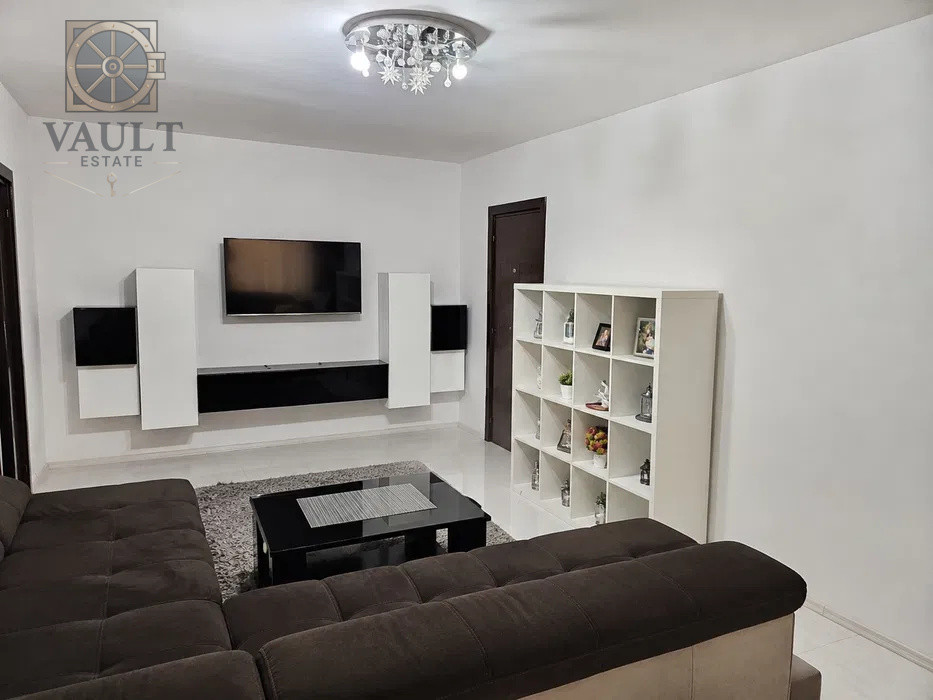 Apartament 5 camere -112 mp -12 minute metrou  1 Decembrie