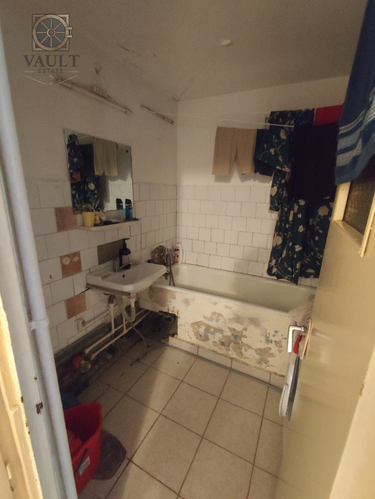 APARTAMENT 3 CAMERE-DECOMANDAT-BLOC REABILITAT-RAHOVA-BUZOIENI 