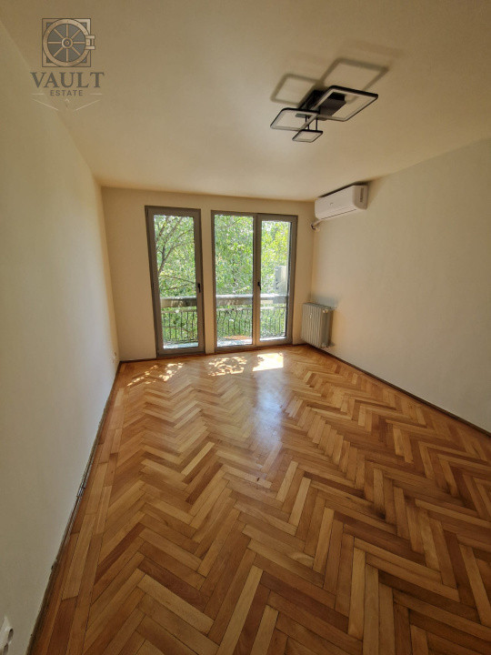 Apartament 3 camere - Piata Minis - metrou Costin Georgian