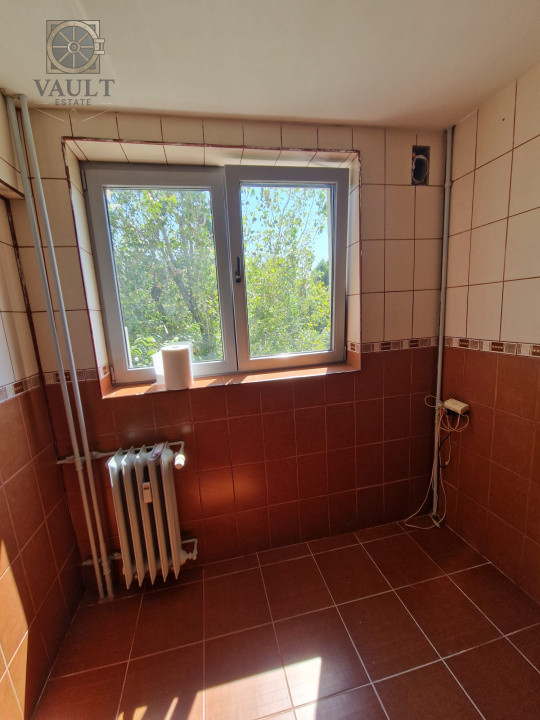 Apartament 3 camere - Piata Minis - metrou Costin Georgian