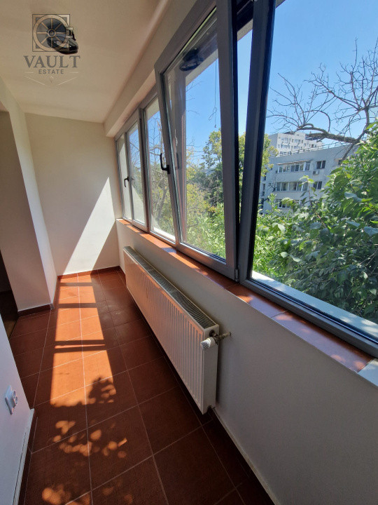 Apartament 3 camere - Piata Minis - metrou Costin Georgian
