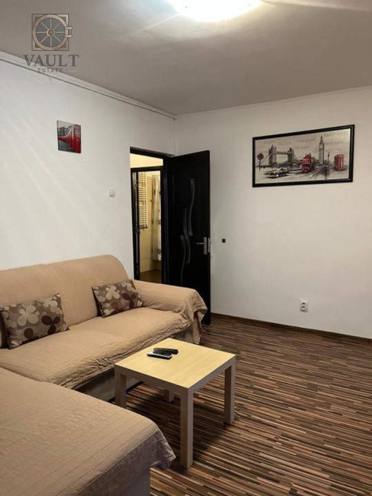 2 CAMERE - DECOMANDAT - zona EROII REVOLUTIEI 