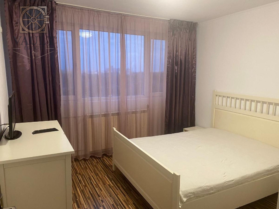 2 CAMERE - DECOMANDAT - zona EROII REVOLUTIEI 