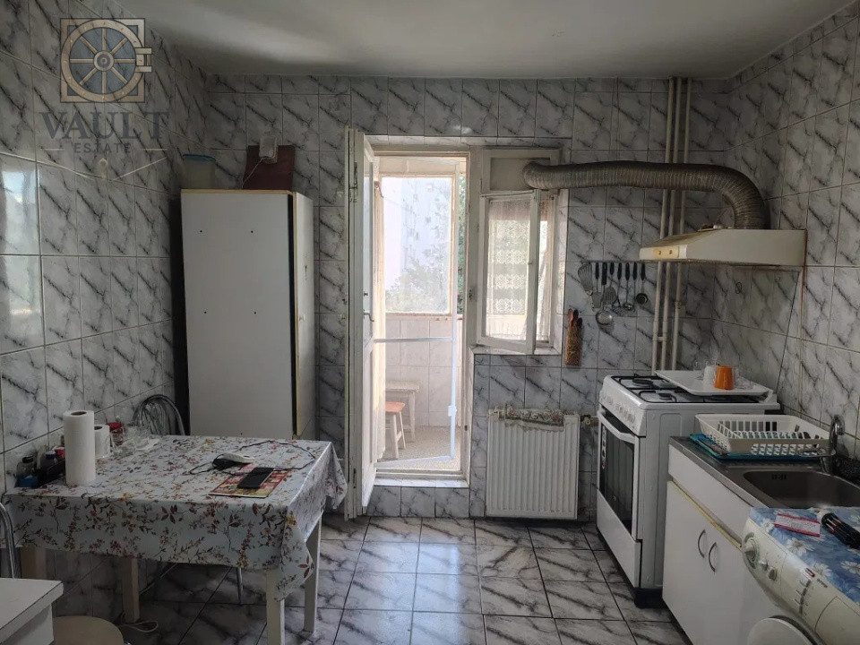APARTAMENT 3 CAMERE-2 BAI-ETAJ 3/8-GHENCEA
