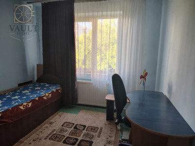 APARTAMENT 3 CAMERE-2 BAI-ETAJ 3/8-GHENCEA