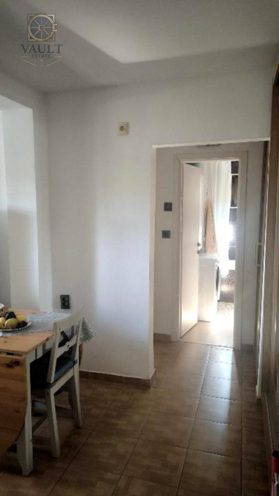 2 CAMERE  - DECOMANDAT - ETAJ 1 - zona BRANCOVEANU 