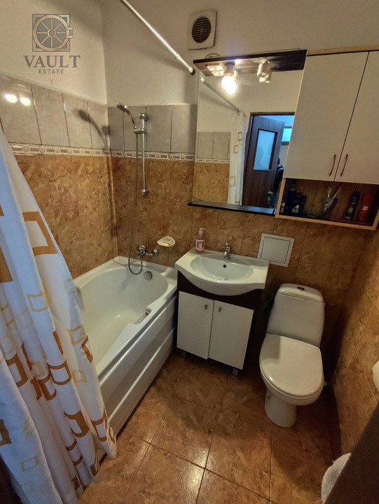 APARTAMENT 4 CAMERE-DECOMANDAT-2 BAI-ETAJ 4/4-BLOC REABILITAT-RAHOVA 
