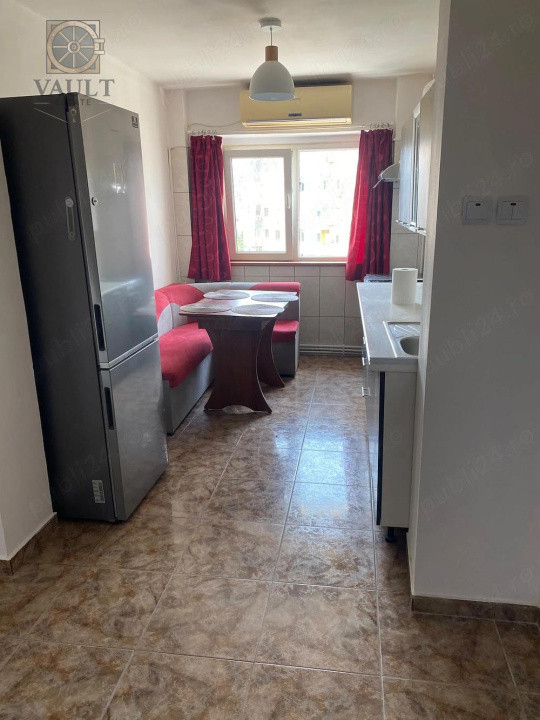 Apartament 4 camere-CENTRALA PROPRIE-Calea Vacaresti