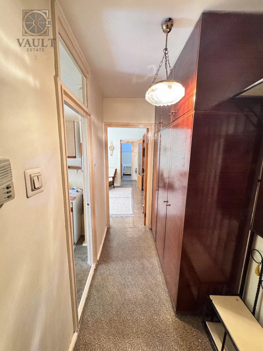 Apartament 2 camere - ETAJ 1 - zona P-TA RESITA 