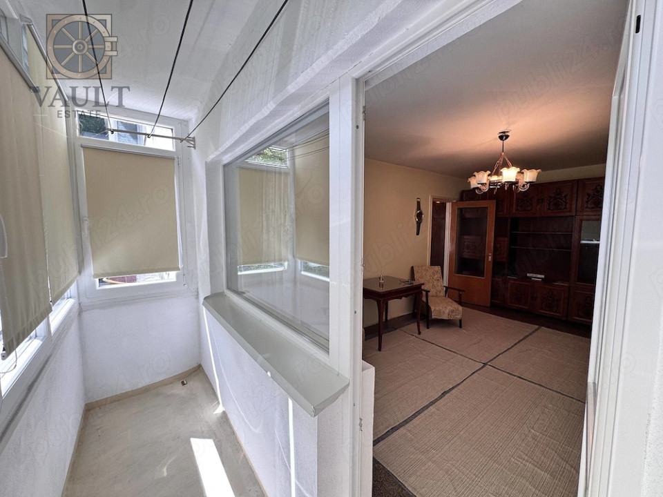 Apartament 2 camere - ETAJ 1 - zona P-TA RESITA 