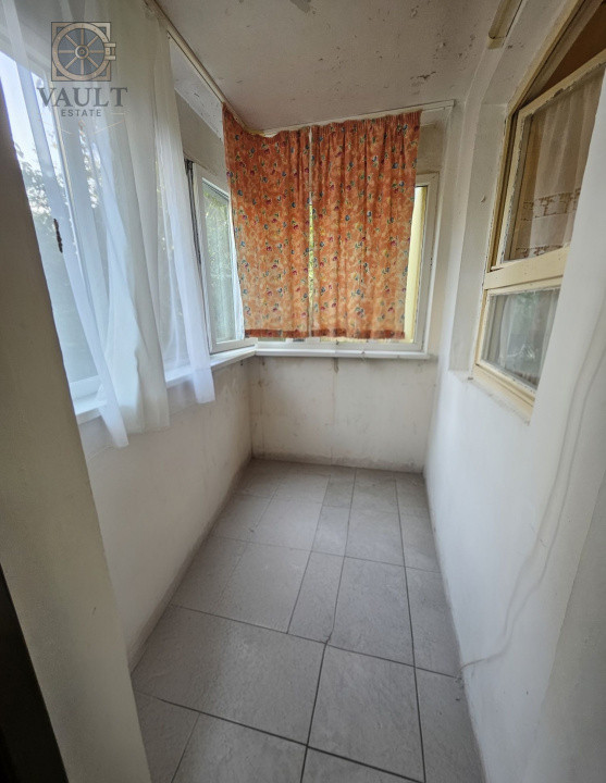 3 Camere-DECOMANDAT-Bloc Anvelopat-Bulevardul Chisinau