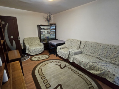 3 Camere-DECOMANDAT-Bloc Anvelopat-Bulevardul Chisinau