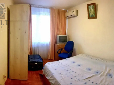 3 CAMERE - SECUILOR - BRANCOVEANU 