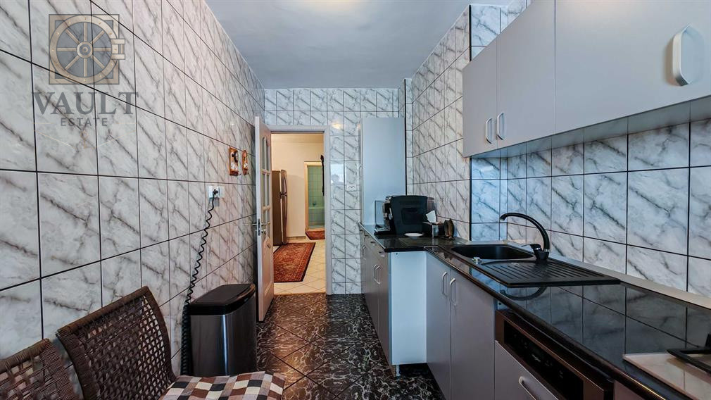 APARTAMENT 3 CAMERE - DRISTOR