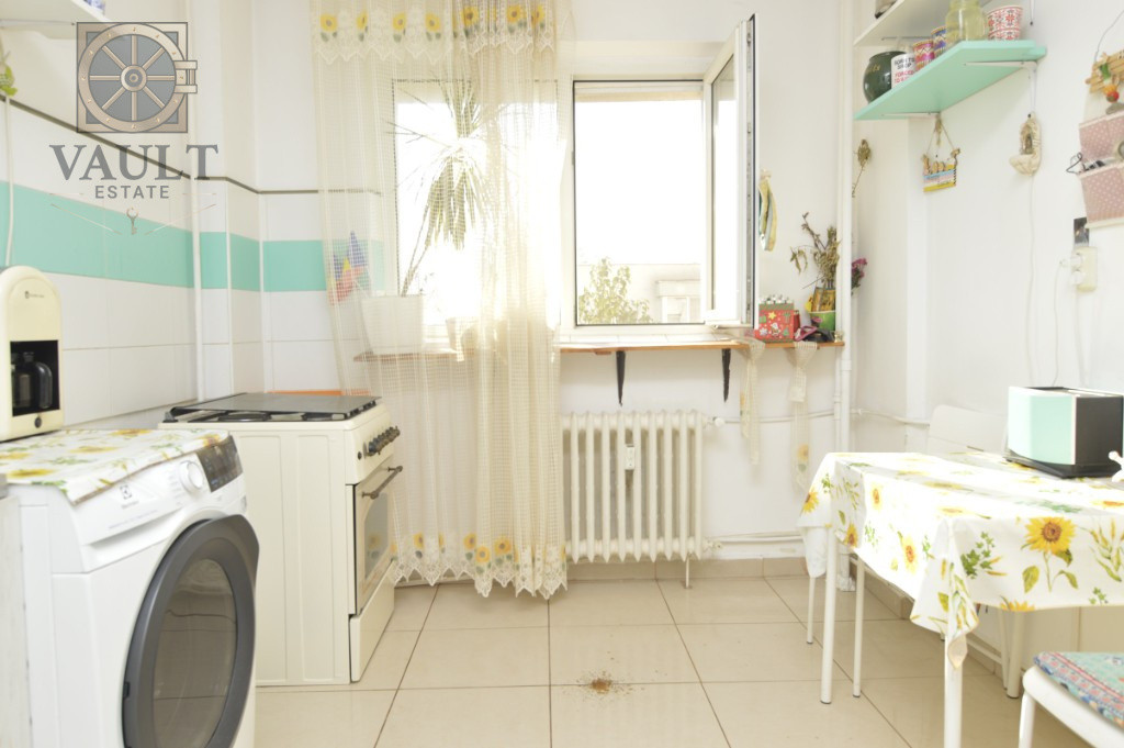 2 Camere - Bloc Anvelopat An 1982 - Metrou Dristor 