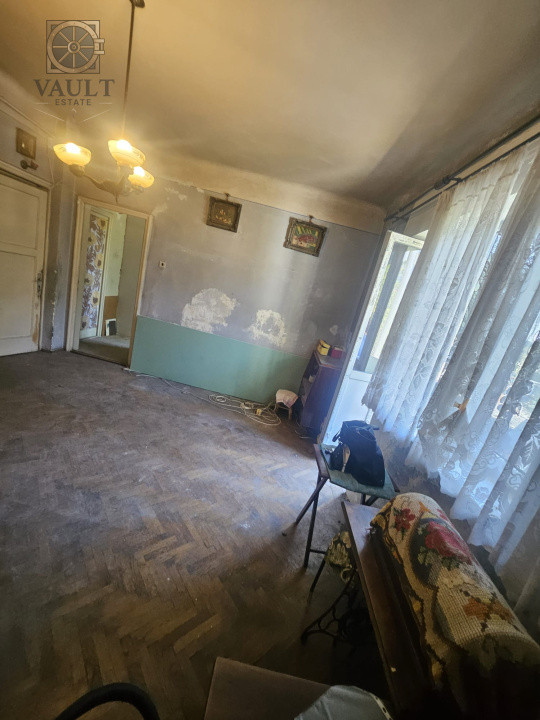 Apartament 2 camere - ETAJ 1 - zona CANTEMIR 