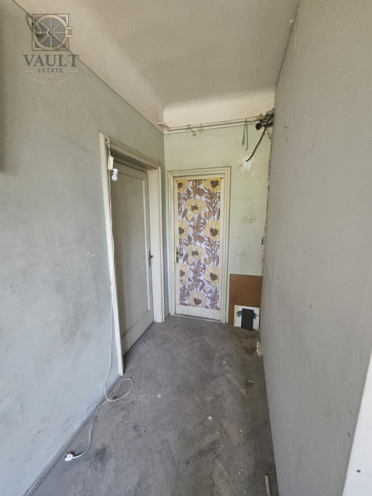 Apartament 2 camere - ETAJ 1 - zona CANTEMIR 