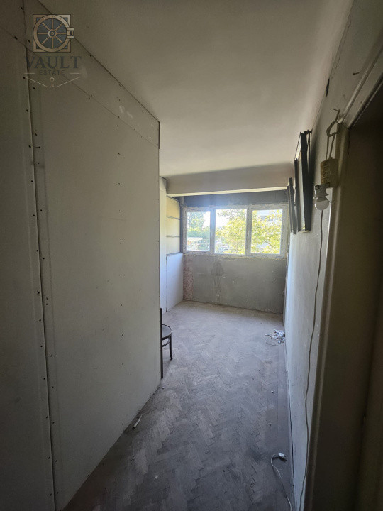 Apartament 2 camere - ETAJ 1 - zona CANTEMIR 