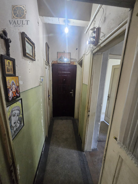 Apartament 2 camere - ETAJ 1 - zona CANTEMIR 