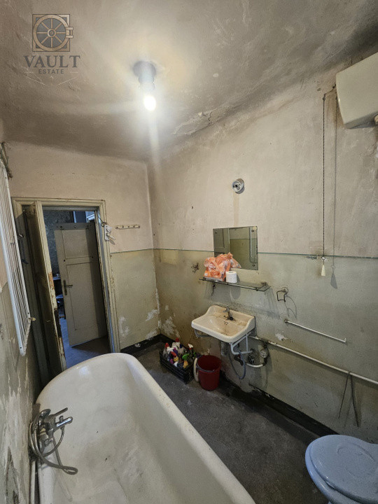 Apartament 2 camere - ETAJ 1 - zona CANTEMIR 