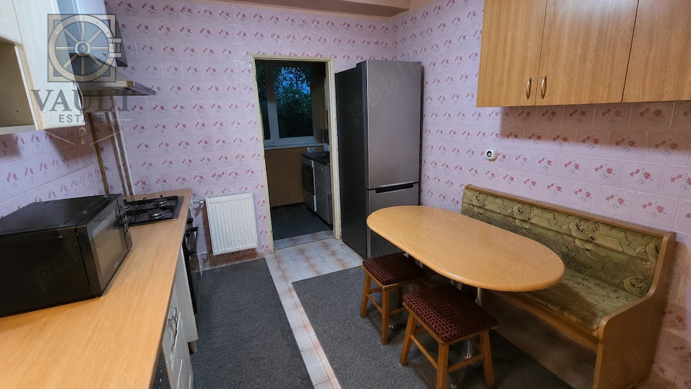APARTAMENT 4 CAMERE -2 BAI-2 BALCOANE-GORJULUI-DEZROBIRII