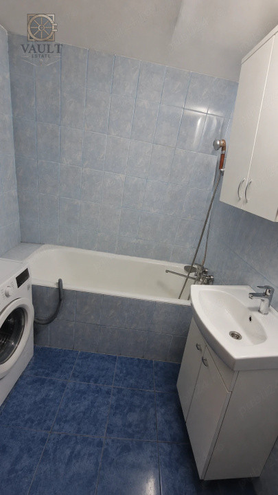 APARTAMENT 4 CAMERE -2 BAI-2 BALCOANE-GORJULUI-DEZROBIRII