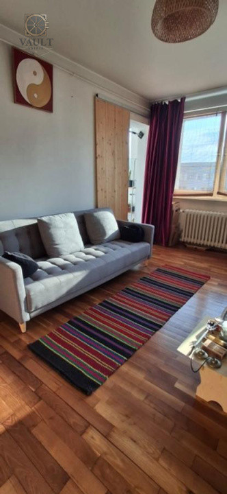 Apartament 3 camere - Dristor 