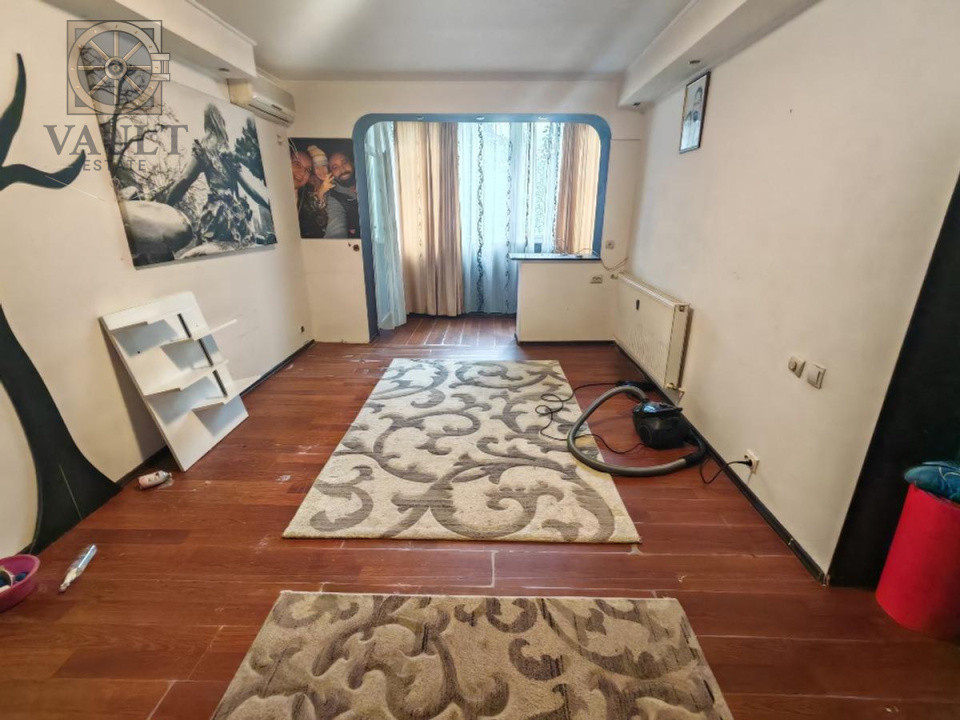 Apartament 3 camere -Titan