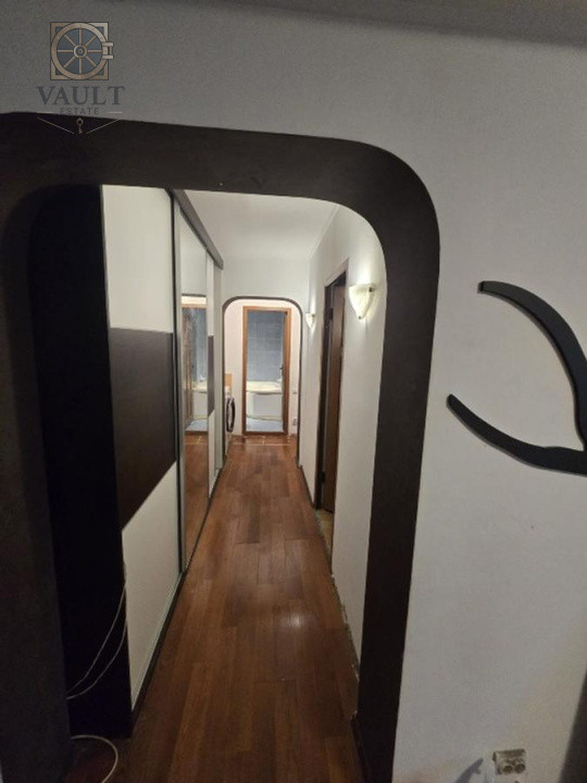 Apartament 3 camere -Titan